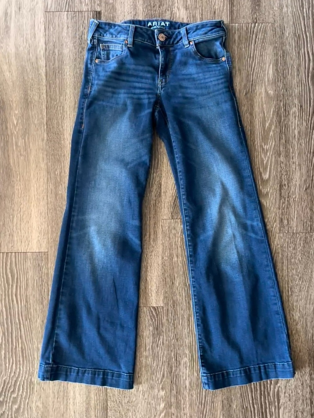 Ariat Women's Mid to Dark Blue Boot Cut Jeans 28S
